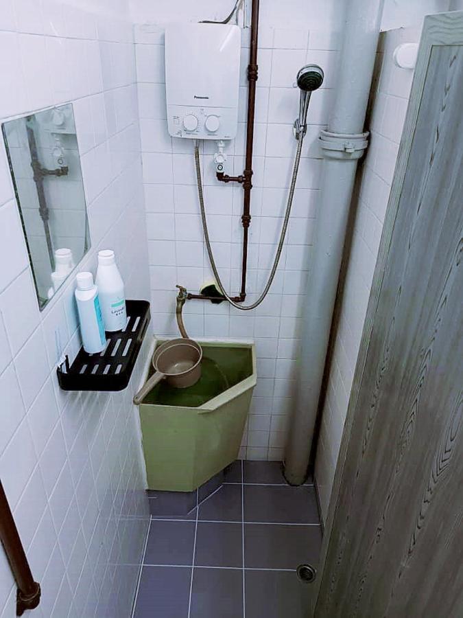 Jo-Rumah 3 Bedroom Apartment Jelutong Georgetown Penang Free Wifi Bagian luar foto